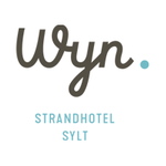 Logo Wyn. Strandhotel Sylt